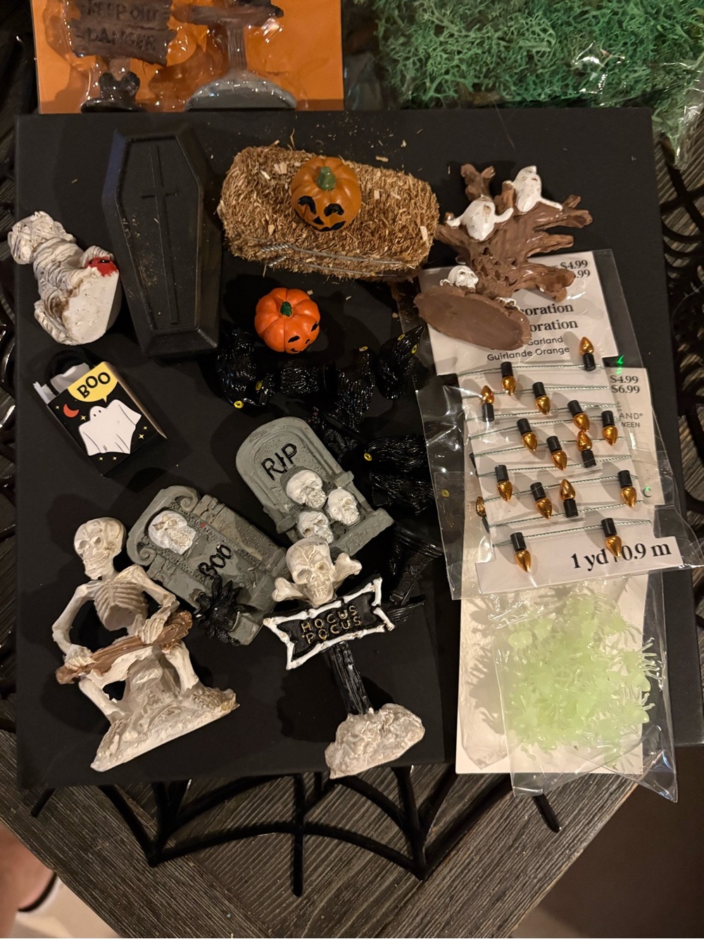 Halloween Miniature Cemetery Decor Set with Pumpkins lemax and more for lemax